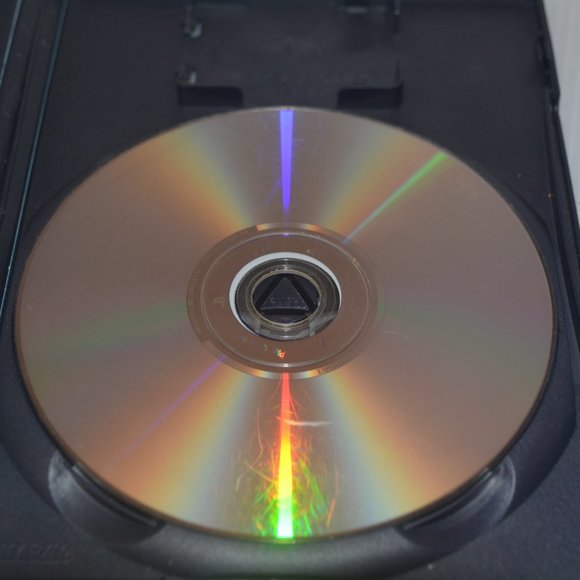 Disney's Chicken Little PlayStation 2 PS2 Video Game DISC ONLY Tested Works - Picture 2 of 4